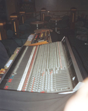 Mixing desk