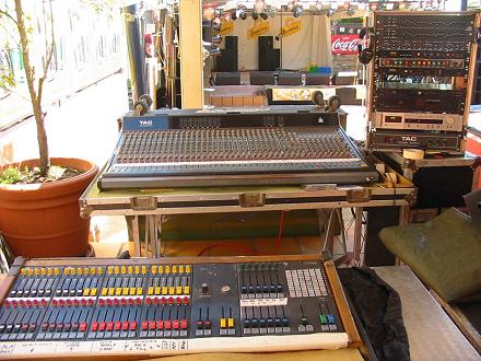 FOH desk